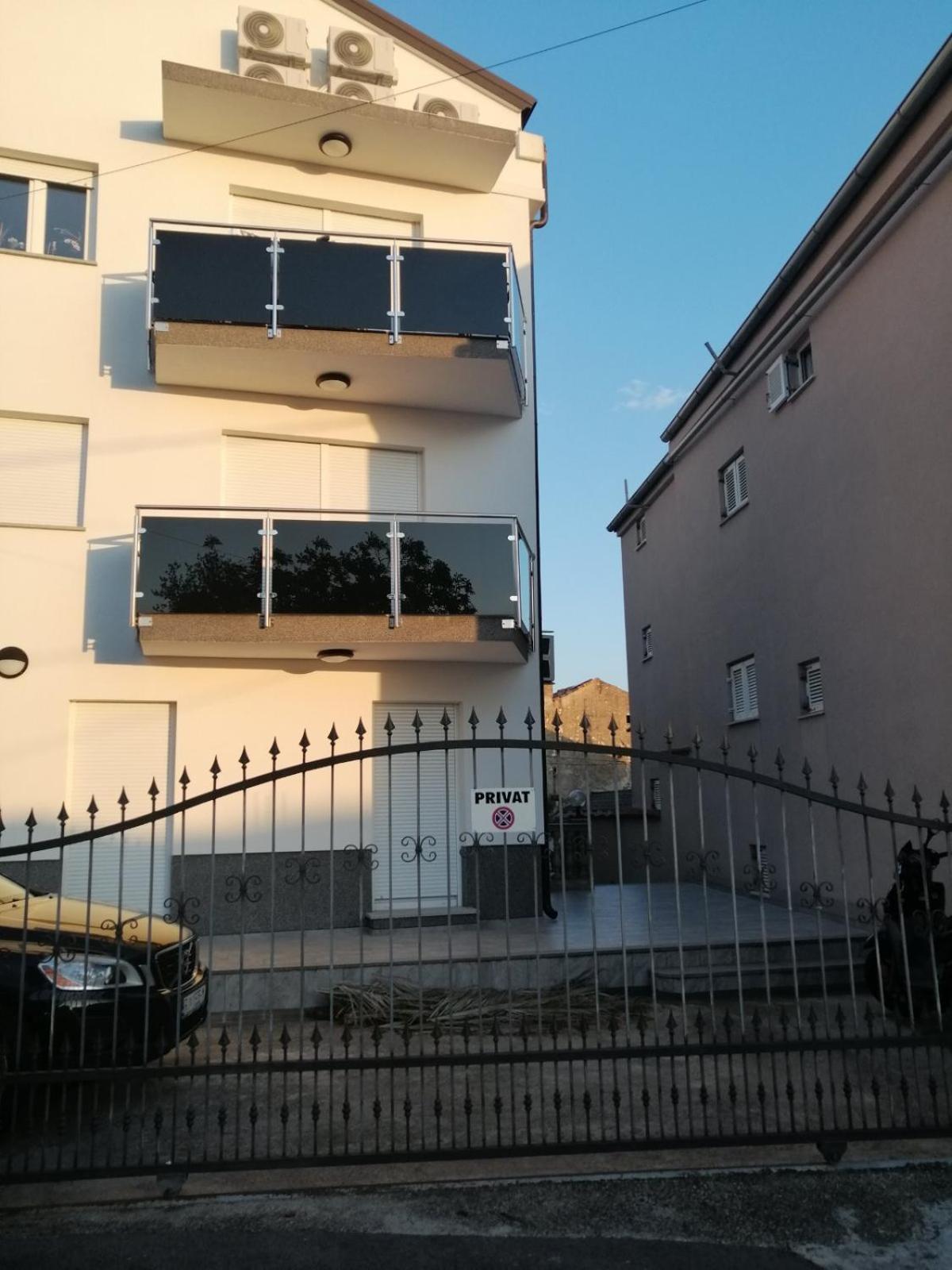 Apartments Ema ツリクヴェニツァ エクステリア 写真